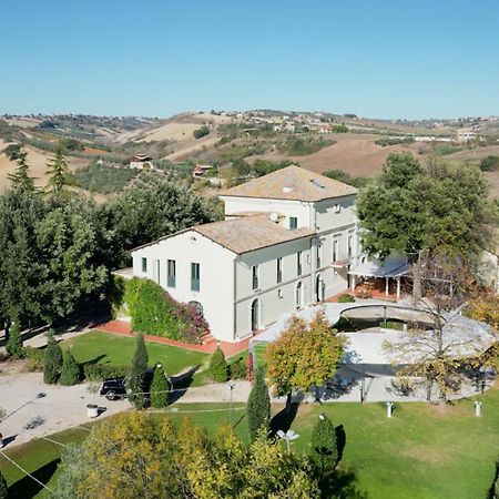 Casale Delle Arti Hotel Mosciano SantʼAngelo Exterior foto